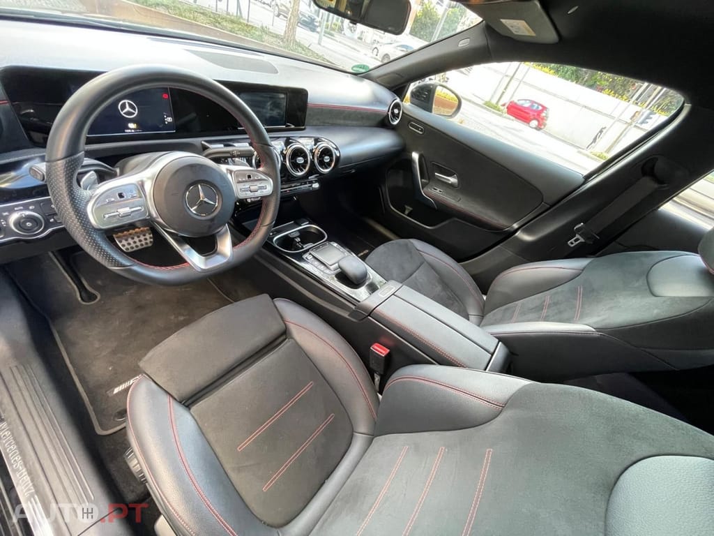 Mercedes-Benz A 250 e AMG Line