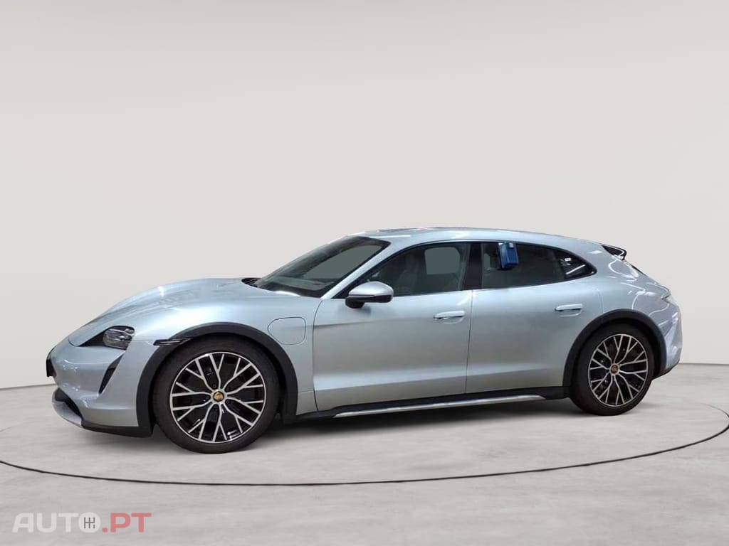 Porsche Taycan 4 