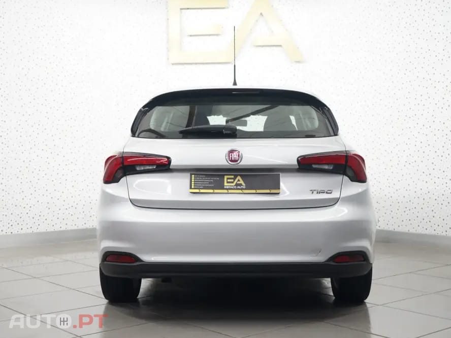 Fiat Tipo 1.3 M-Jet Lounge