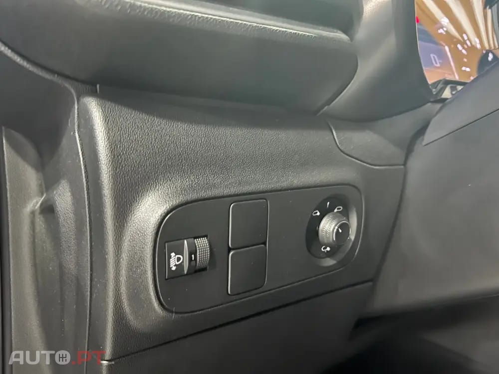 Citroen C3 1.2 PureTech C-Series