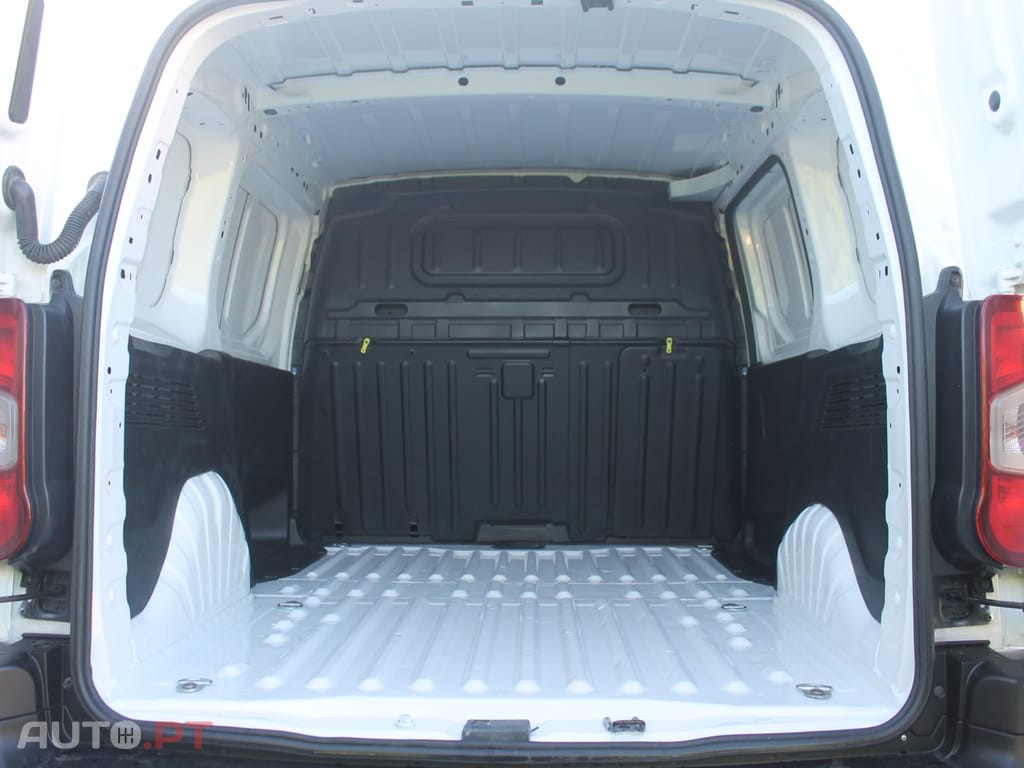 Opel Combo Van 1.5 CDTI - 3 LUGARES - IVA DEDUTÍVEL