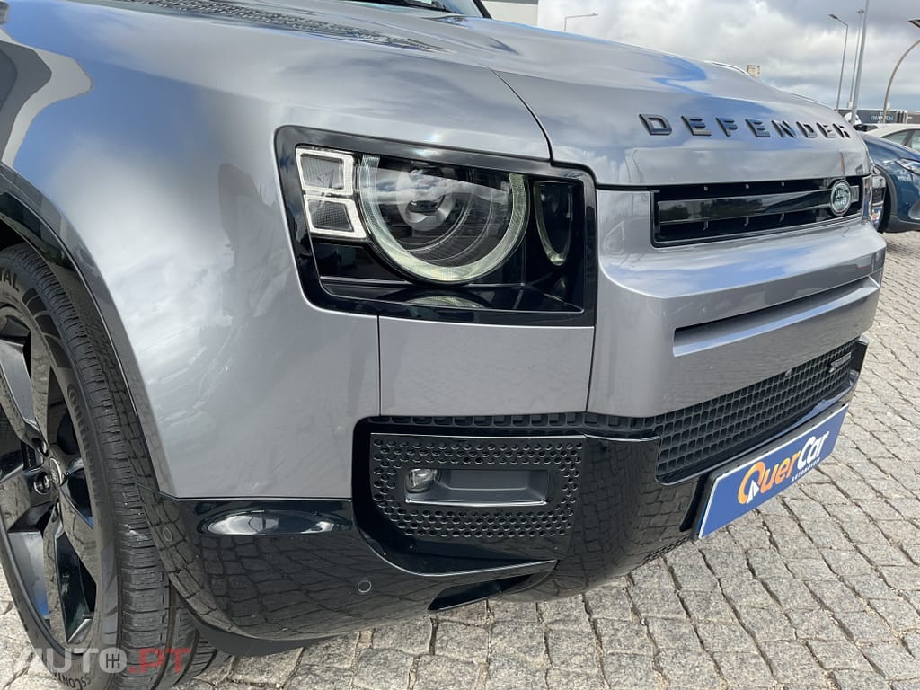 Land Rover Defender 3.0 D250 110 AWD X-Dynamic SE