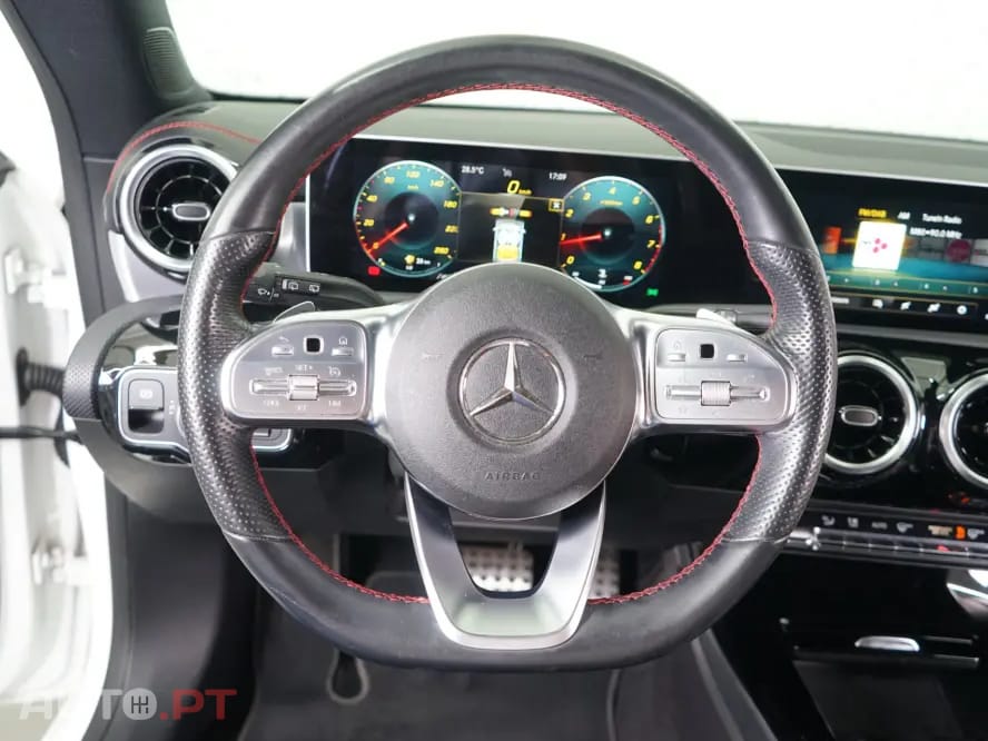 Mercedes-Benz CLA 180 7G-DCT AMG Line