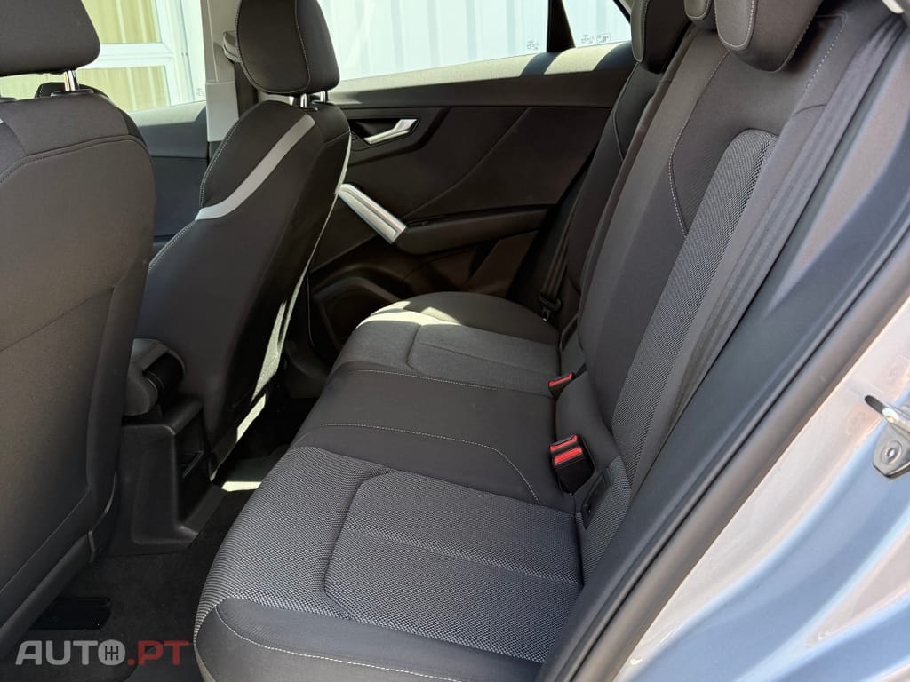 Audi Q2 30 TDI Sport S tronic