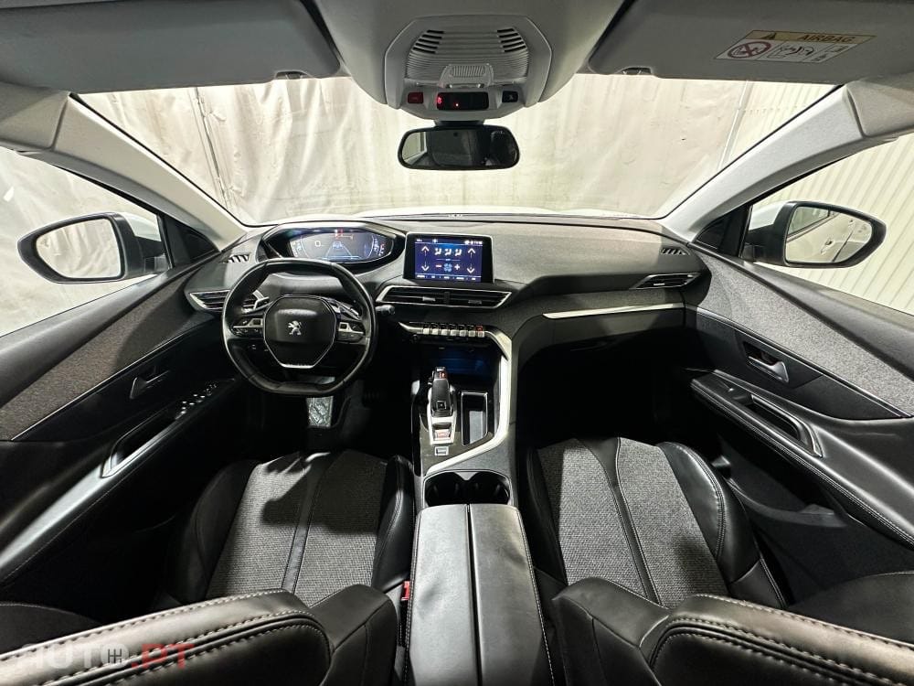 Peugeot 3008 1.6 BlueHDi Crossway EAT6