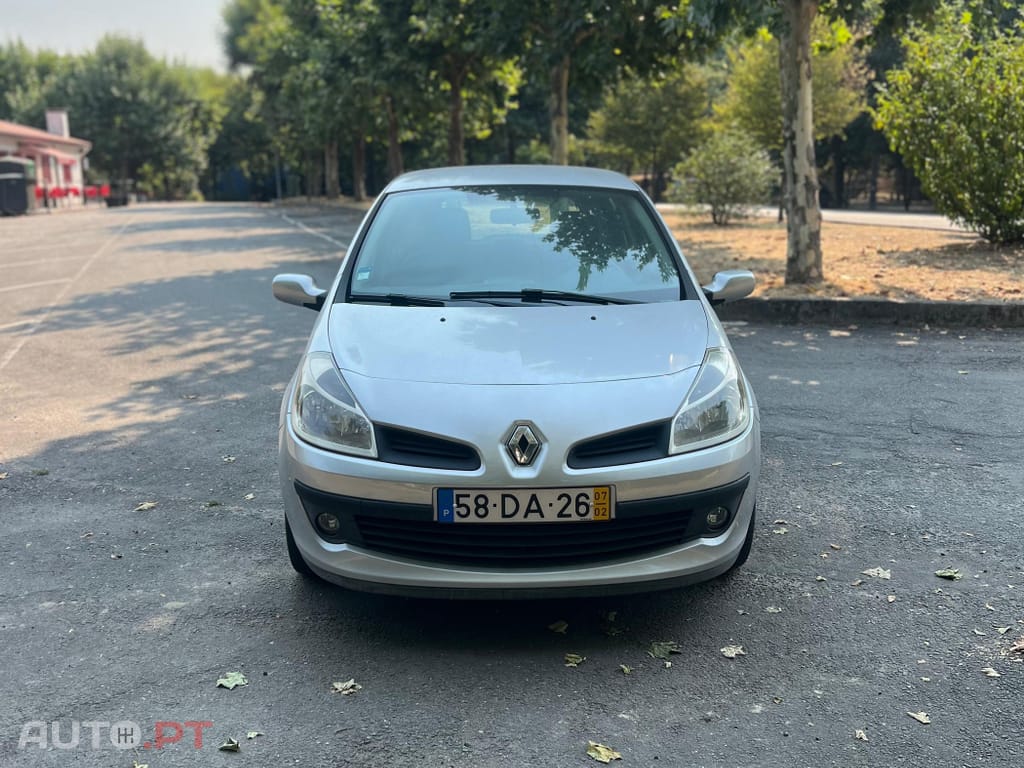 Renault Clio 1.2 16V Confort