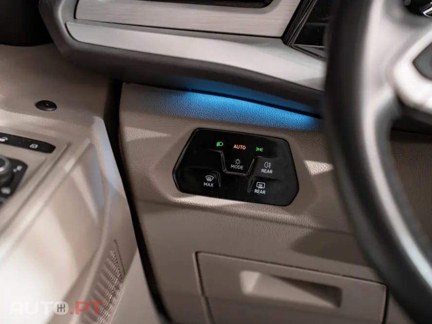 Volkswagen Multivan 1.4 TSI e-Hybrid Life Longa DSG