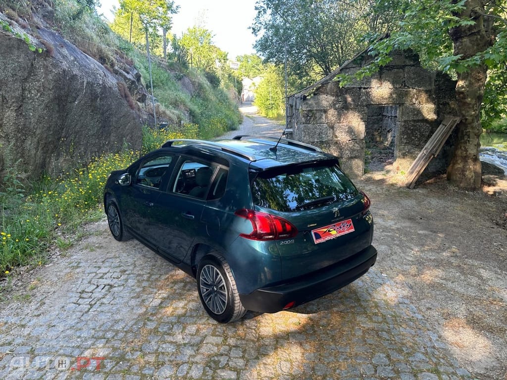 Peugeot 2008 1.6 e-HDi Active