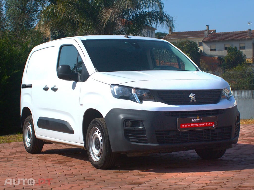 Peugeot Partner 1.5 BlueHDi Asphalt Standard