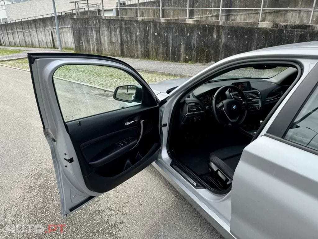 BMW 116 d Line Sport Auto