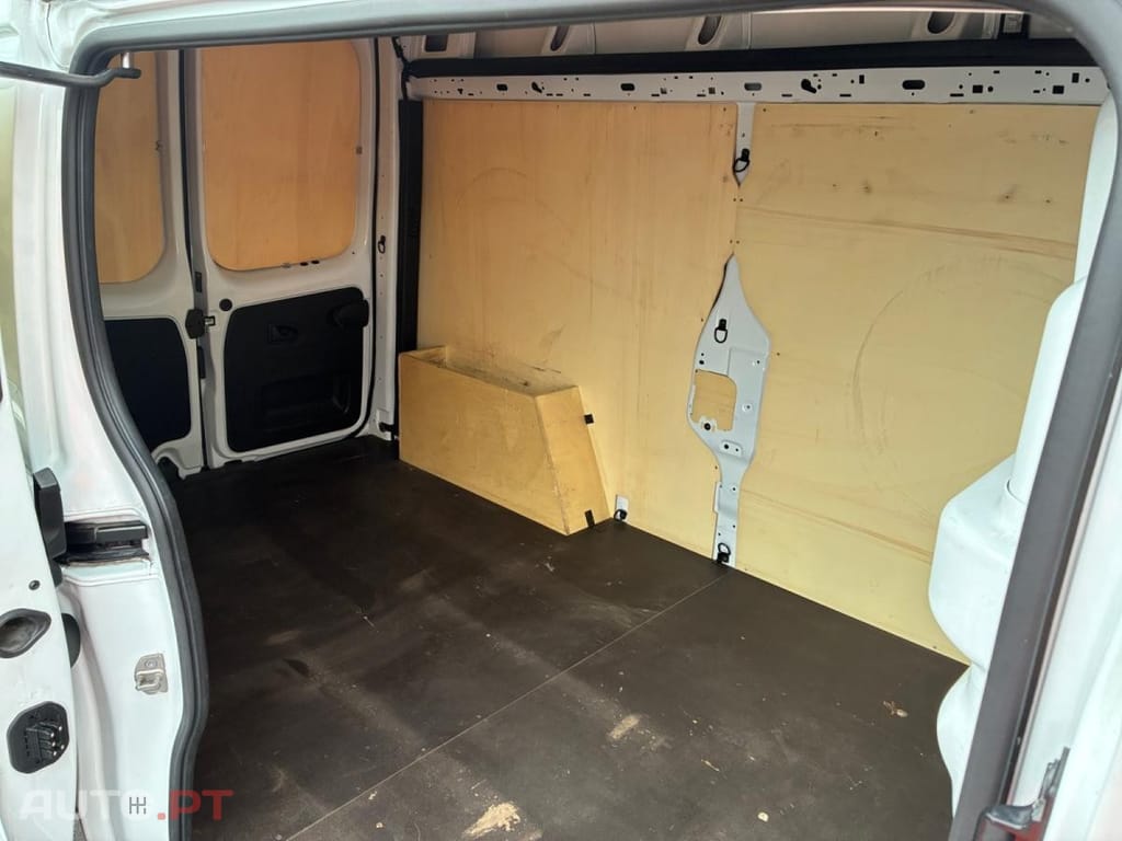 Renault Trafic 2.0 dCi L2H2 1.2T