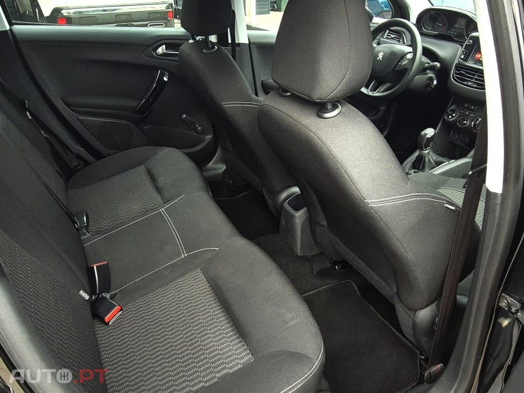 Peugeot 208 1.6 BlueHDi Active