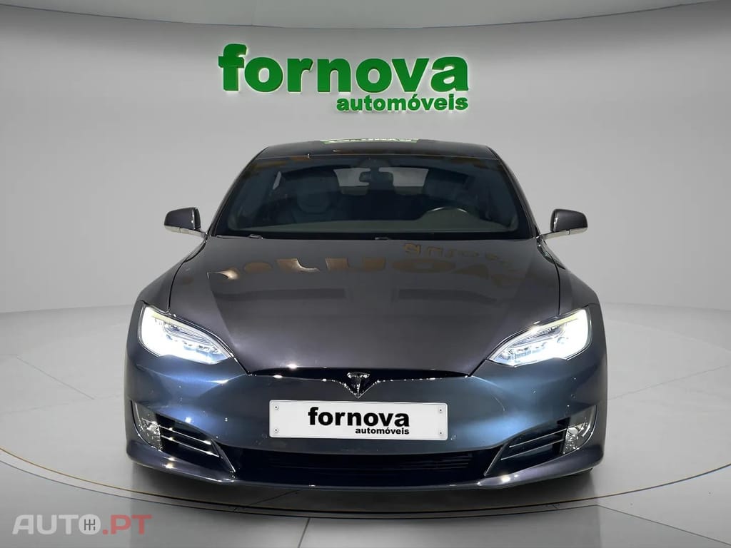 Tesla Model S 75D