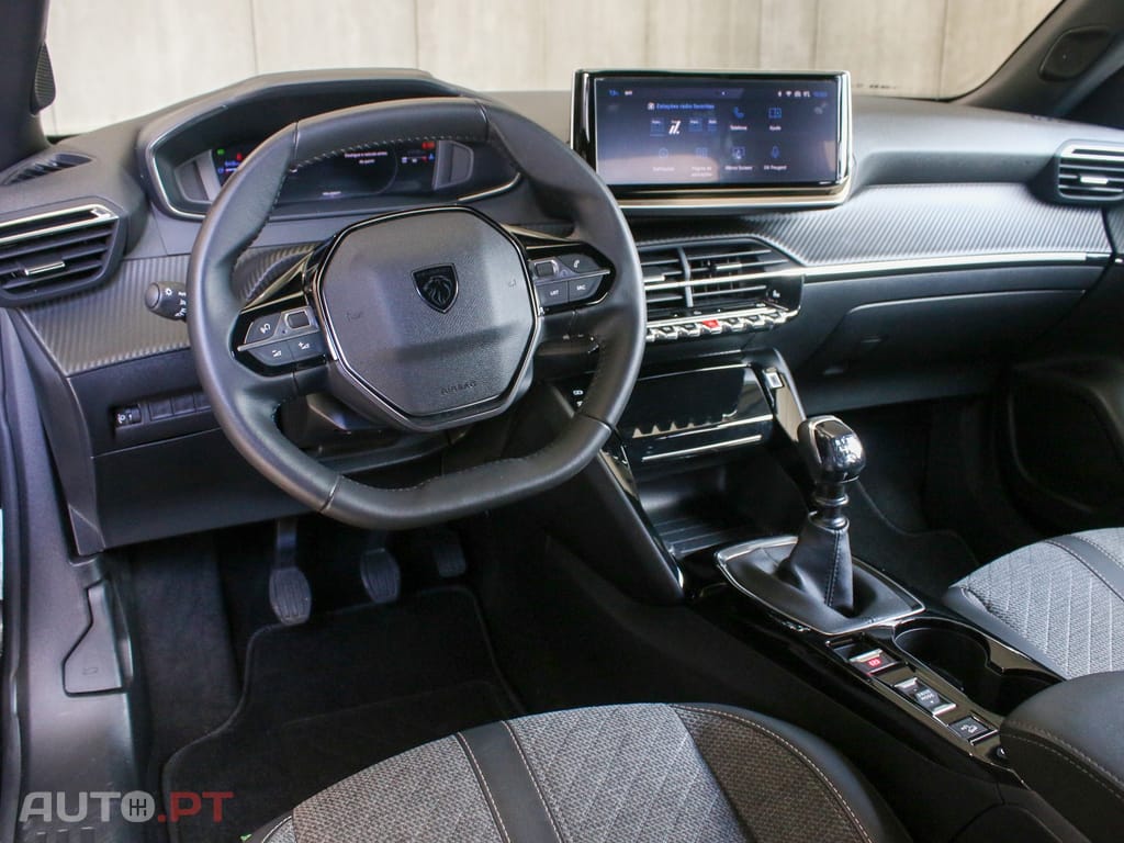 Peugeot 2008 1.2 PureTech Allure