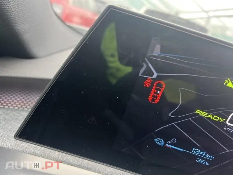 Peugeot E-3008 73 kWh GT