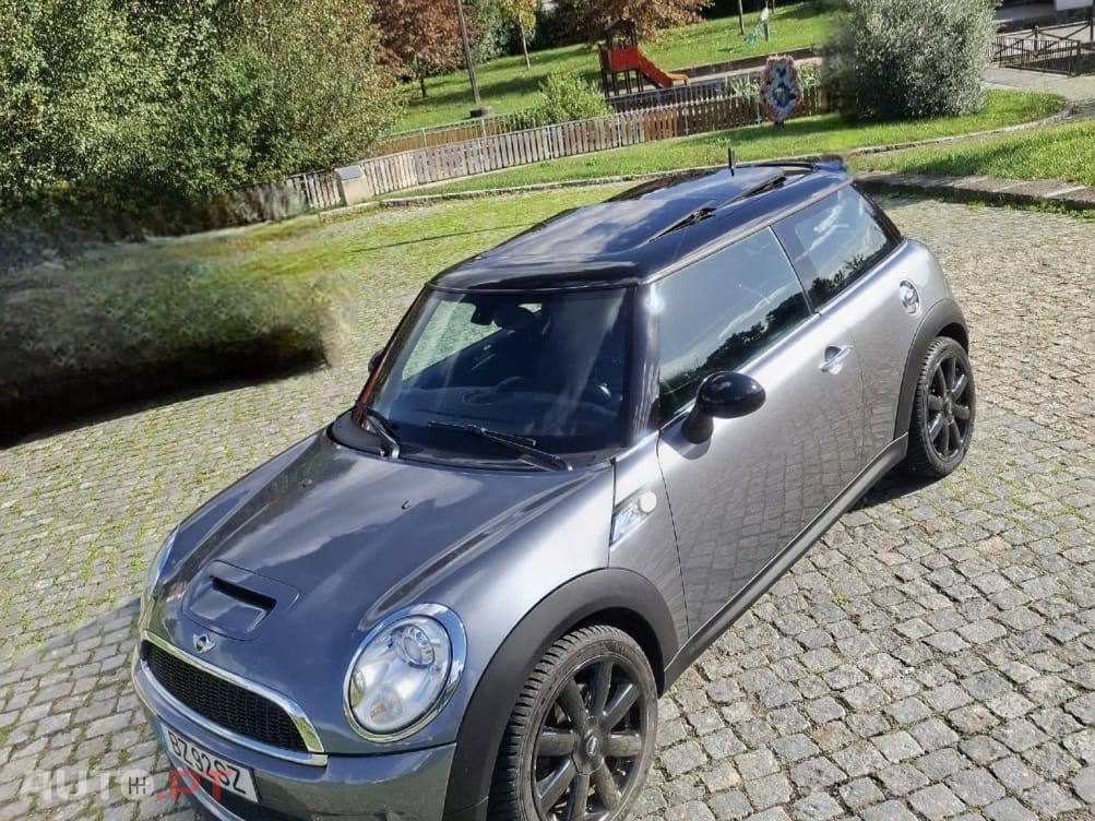 MINI Cooper Cooper S