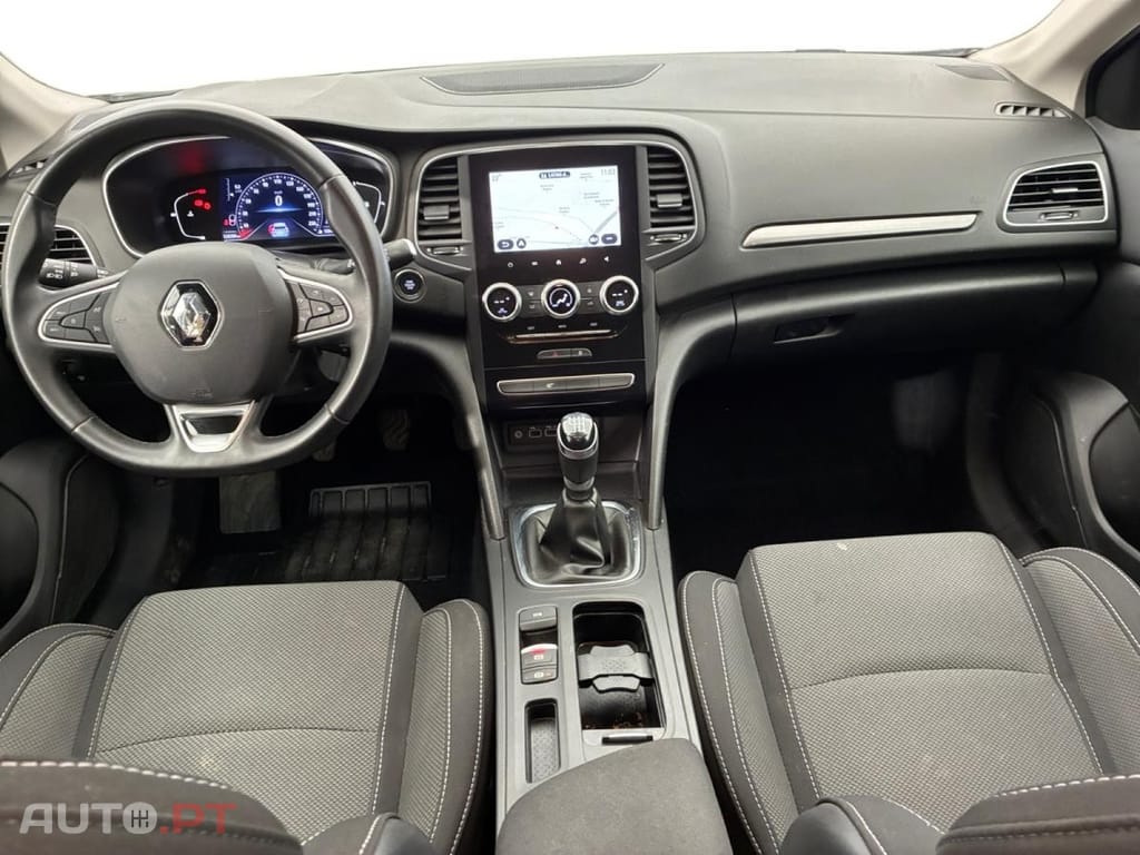 Renault Mégane Break 1.5 Blue dCi Evolution — fotografia 4
