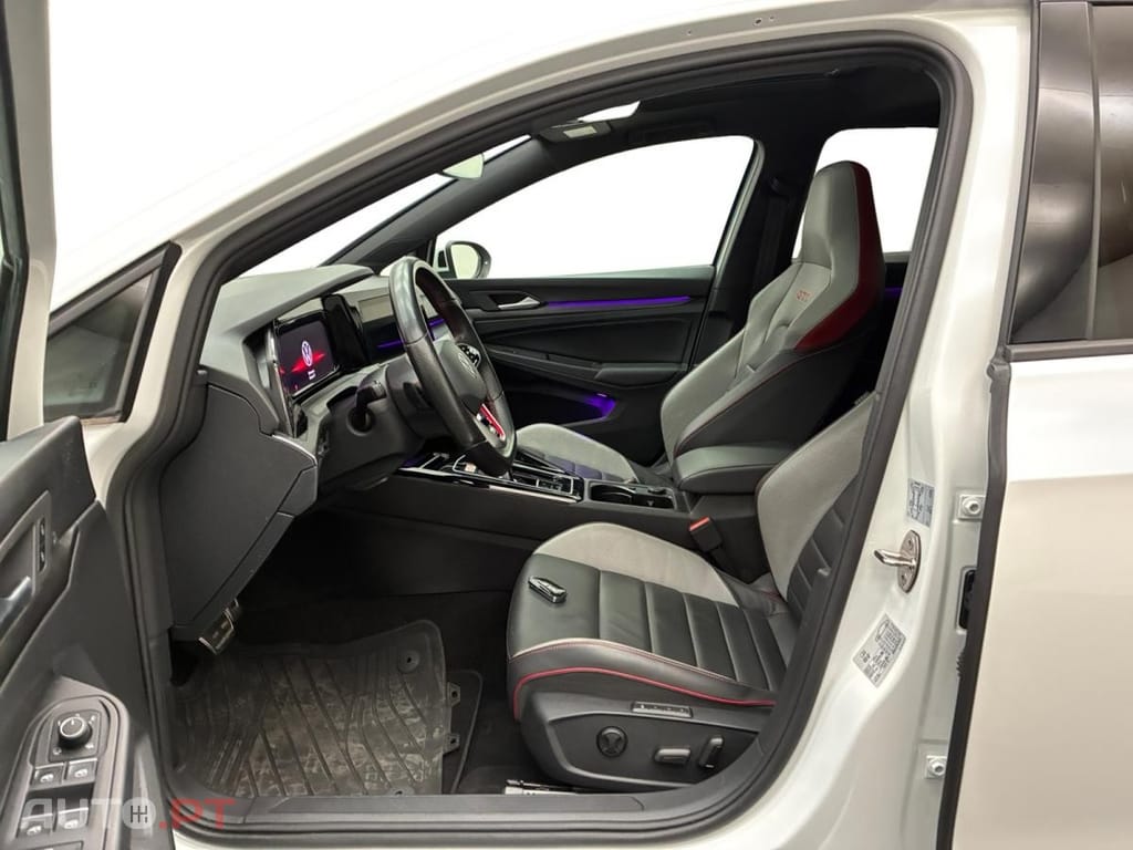 Volkswagen Golf 2.0 TSI GTI DSG
