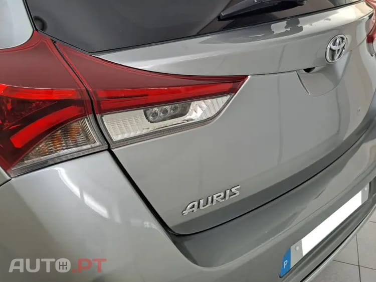 Toyota Auris 1.2T Exclusive