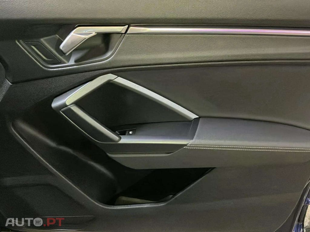 Audi Q3 45 TFSIe S line S tronic