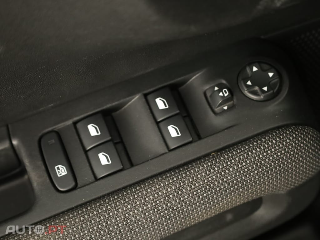 Citroen C3 C3 Aircross 1.2 PureTech Shine