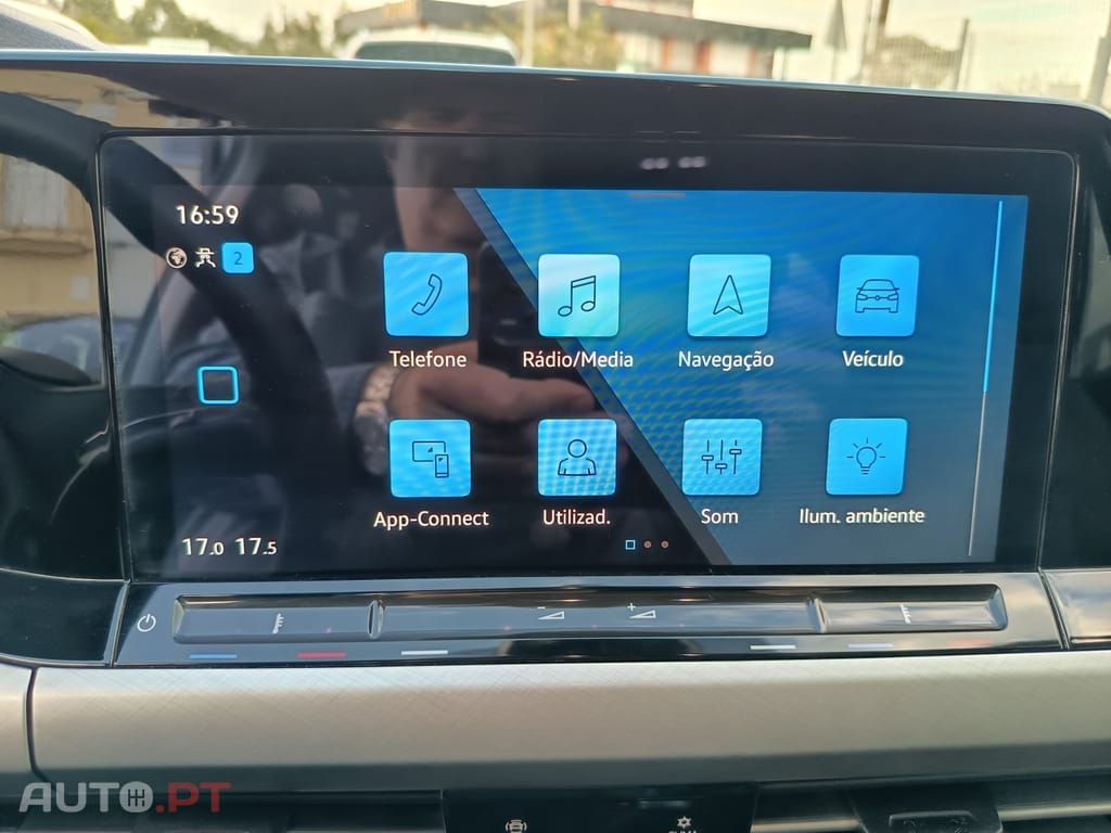 Volkswagen Golf 1.0 TSI Life