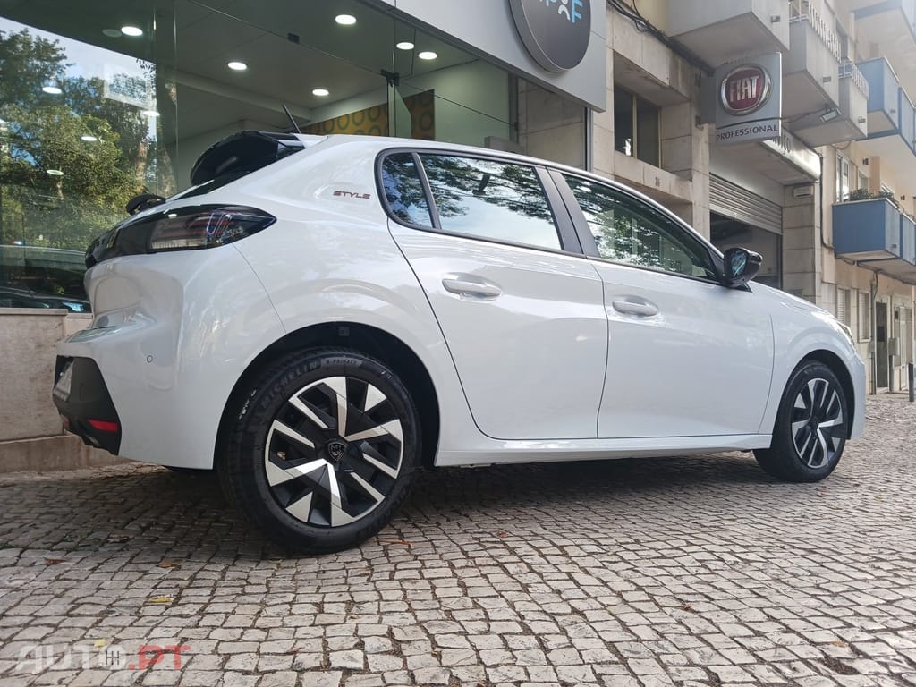 Peugeot 208 1.2 PureTech Style