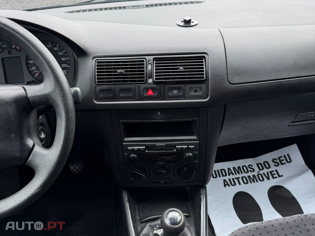 Volkswagen Golf 1.4i Confort