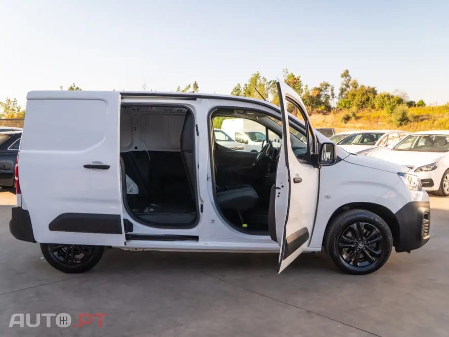 Citroen Berlingo 1.5 BlueHDi M Shine EAT8