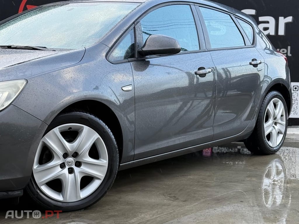 Opel Astra 1.3 CDTi Enjoy