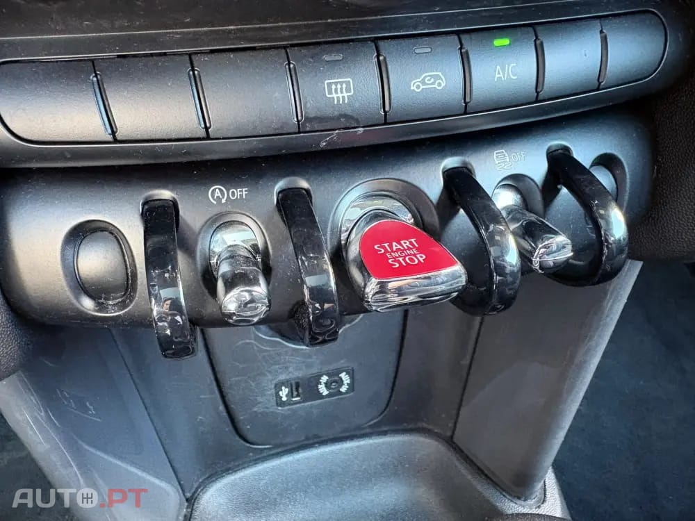 MINI Cooper One