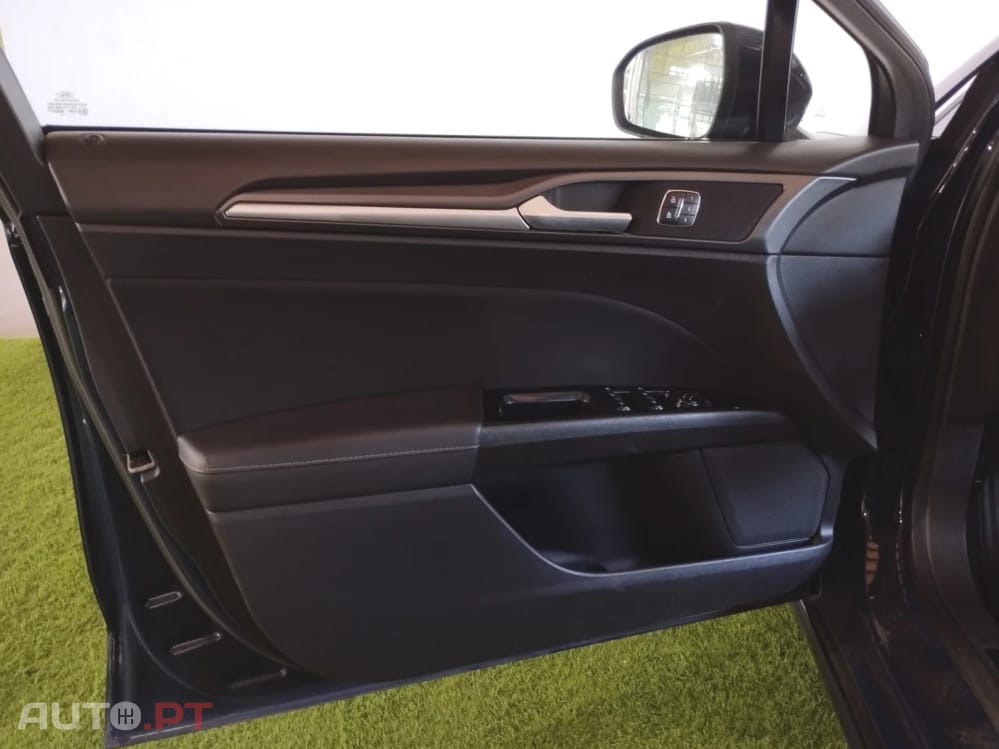 Ford Mondeo SW 1.5 TDCi Titanium