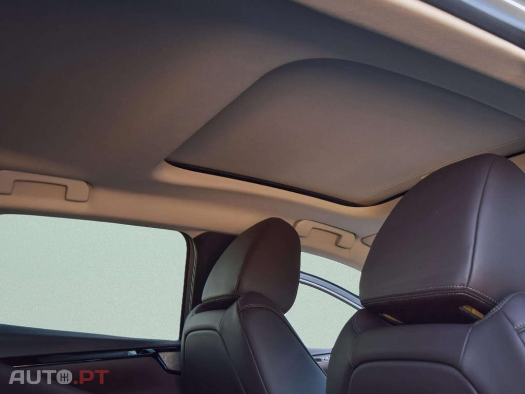 DS DS4 E- Tense 1.6 Hybrid La Premiere