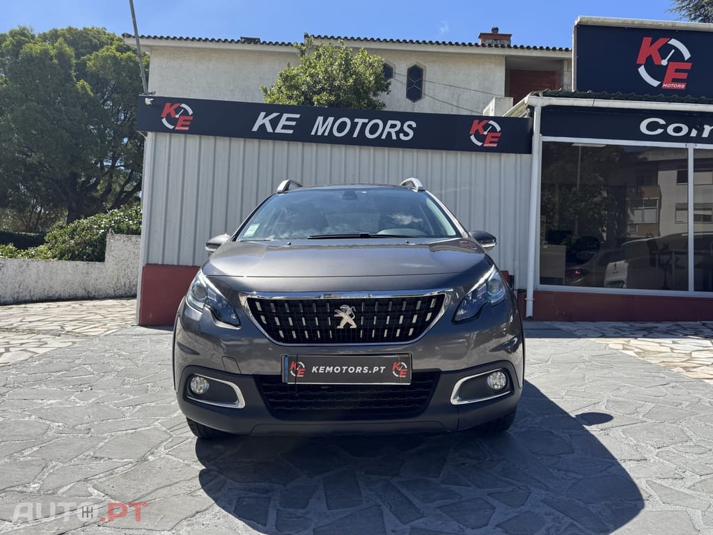 Peugeot 2008 1.2 PureTech Style — fotografia 3