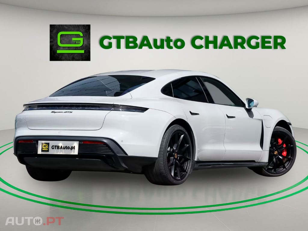 Porsche Taycan GTS I.V.A DEDUTIVEL 