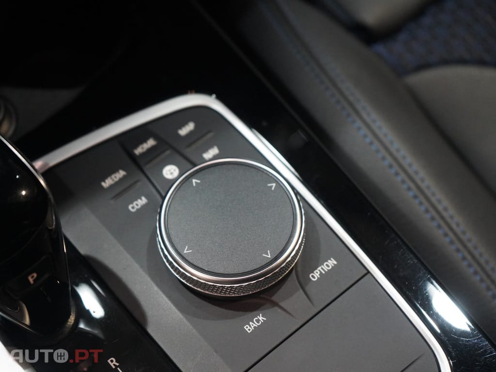 BMW 216 d Pack Desportivo M