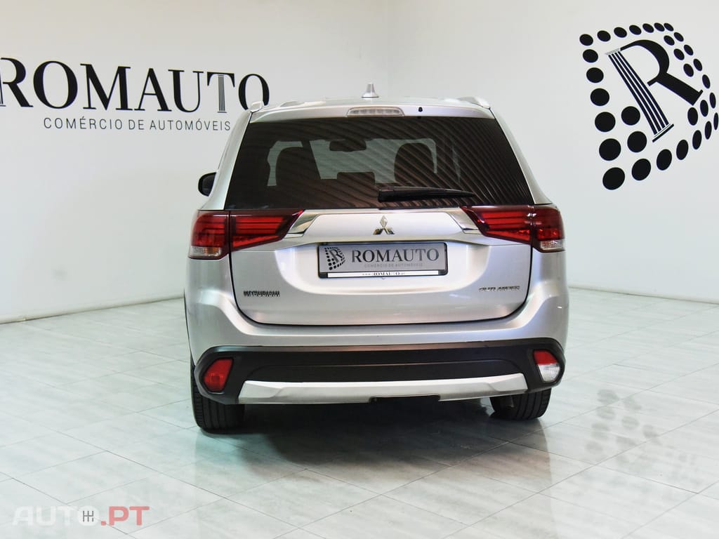 Mitsubishi Outlander 2.2 DI-D Intense