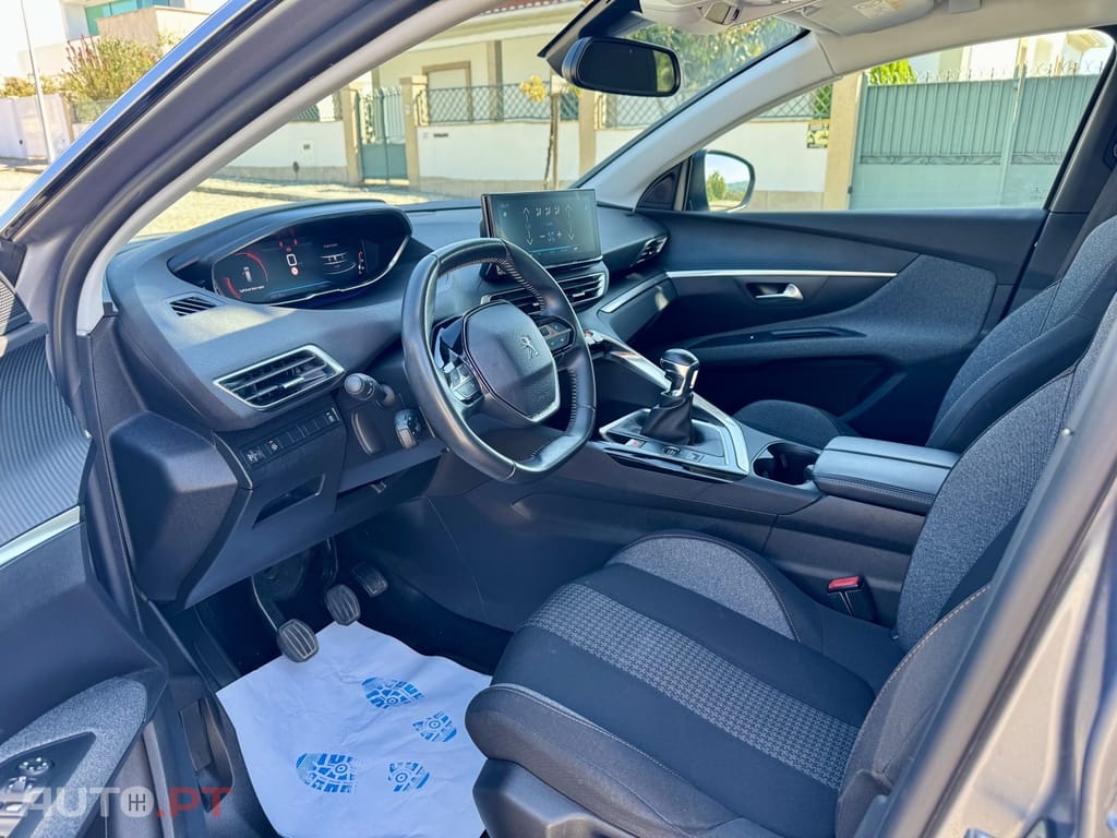 Peugeot 5008 1.5 BlueHDi Active Pack