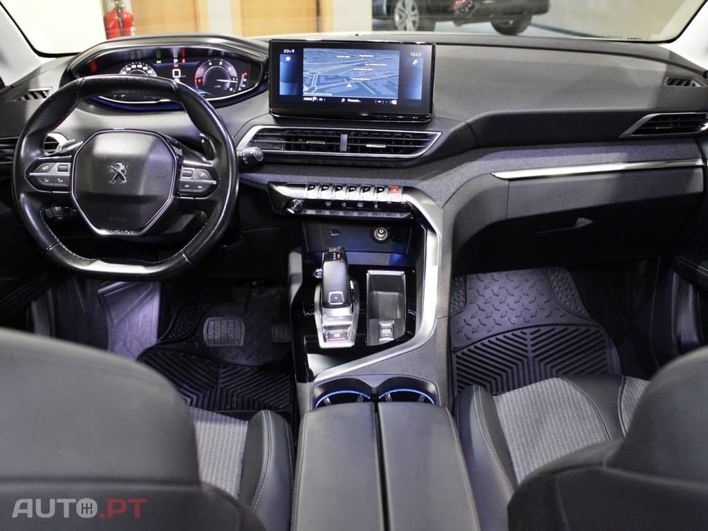 Peugeot 5008 1.5 BlueHDi Allure Pack EAT8