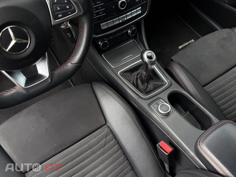 Mercedes-Benz A 180 d AMG Line