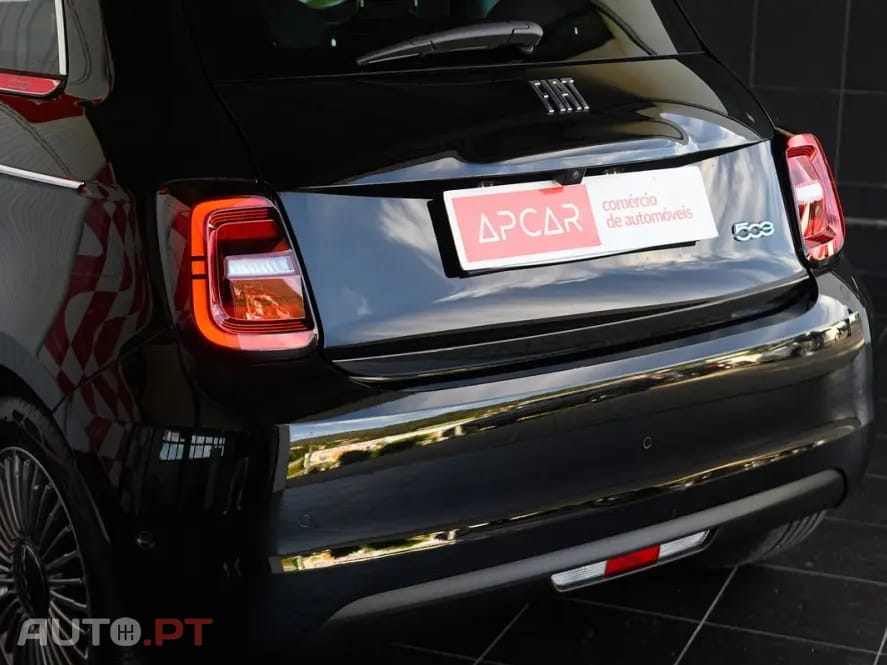 Fiat 500e 42 kWh Icon