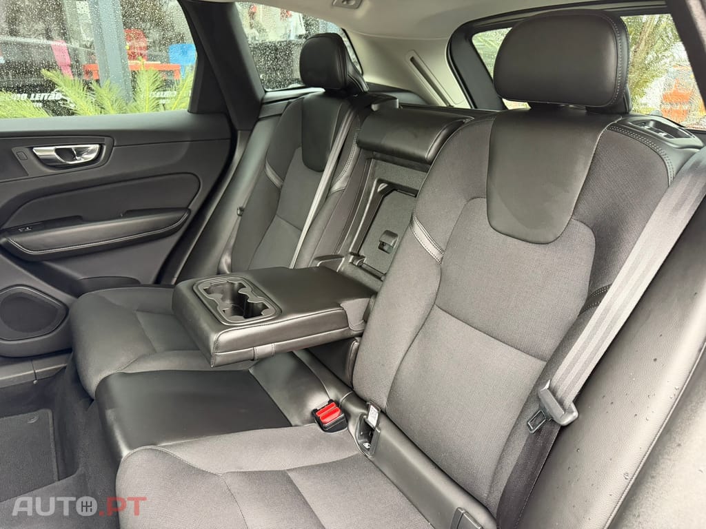 Volvo XC60 2.0 D4 Momentum Geartronic