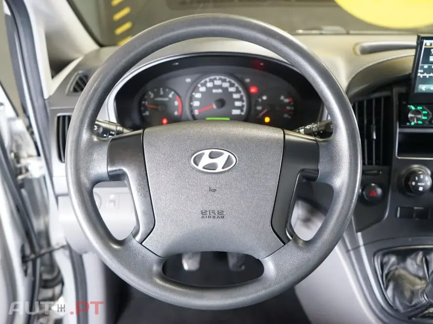 Hyundai H-1 2.5 CRDi Travel Comfort