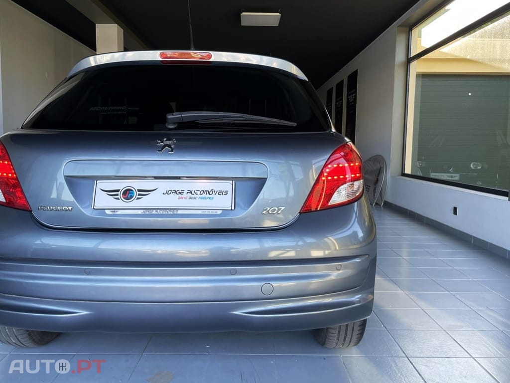 Peugeot 207 1.4 HDi SE Sportium