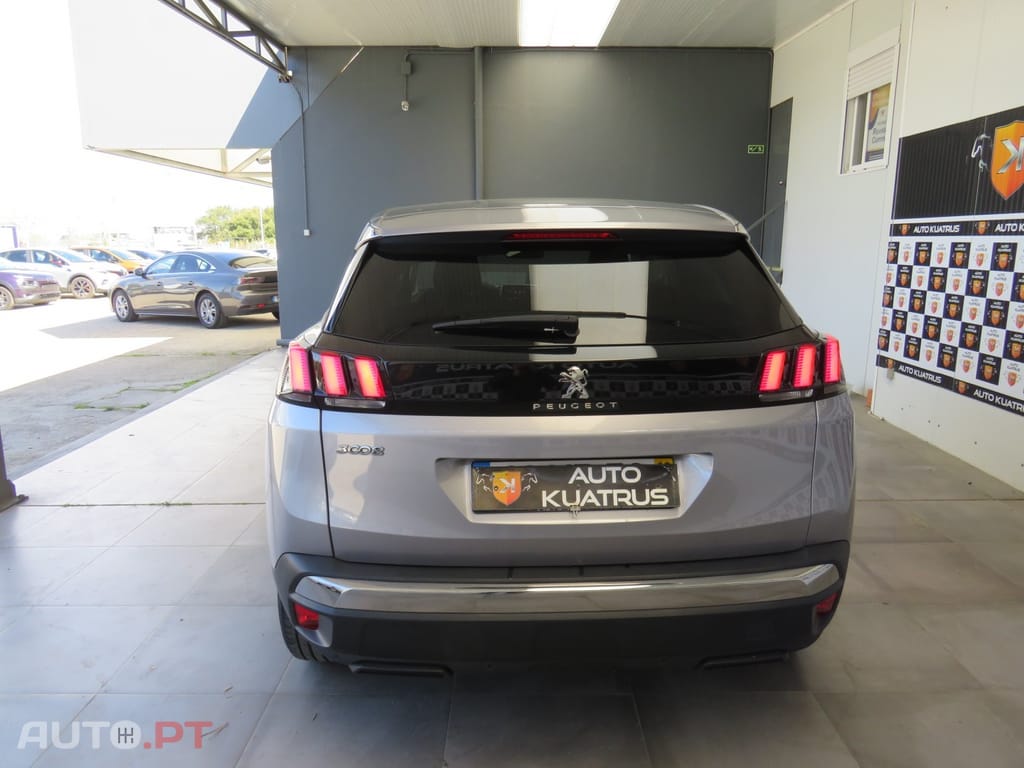 Peugeot 3008 1.5 BlueHDi Allure EAT8
