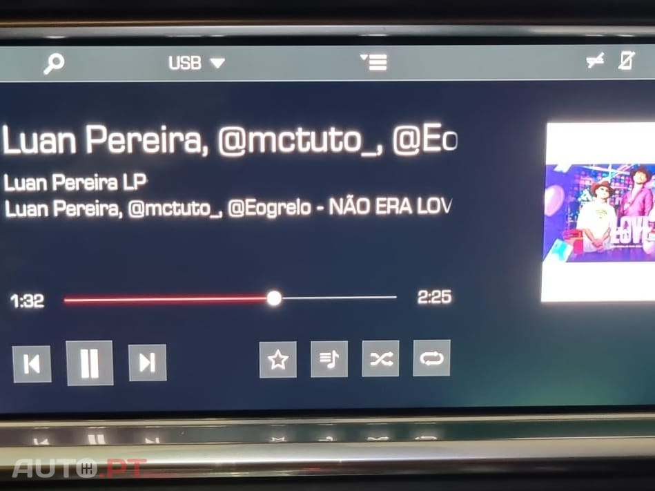 Porsche Panamera 4 E-Hybrid Platinum Edition