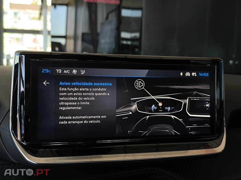 Peugeot E-2008 54 kWh Active