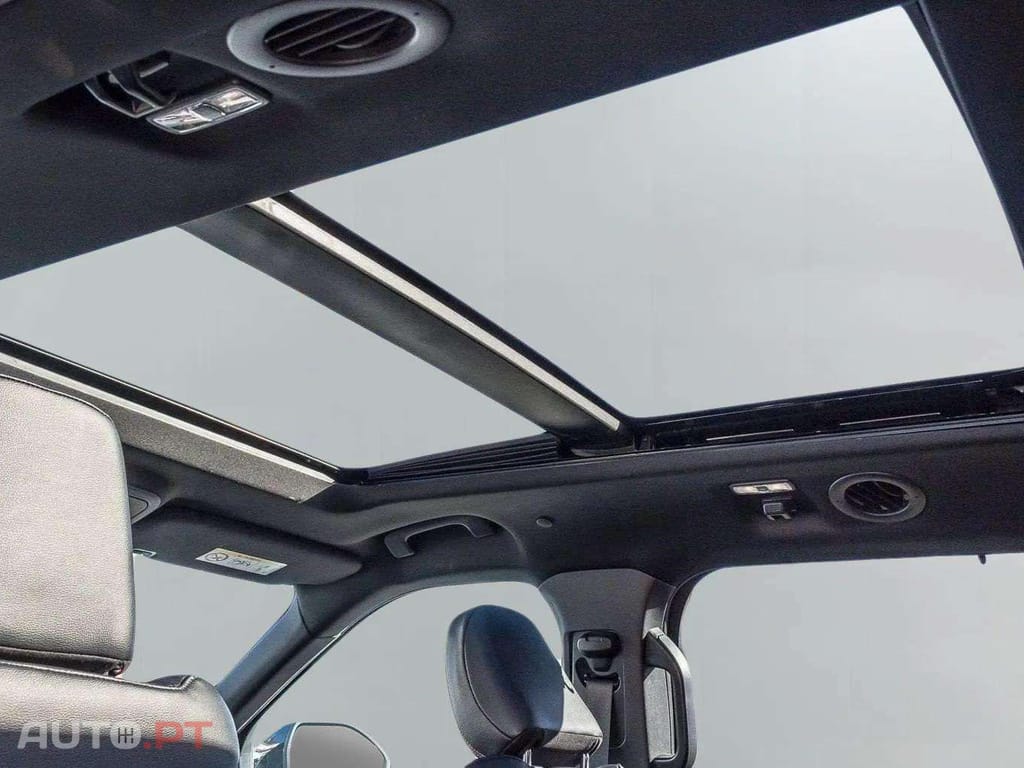 Ford Explorer Plug-in Hybrid ST-LINE