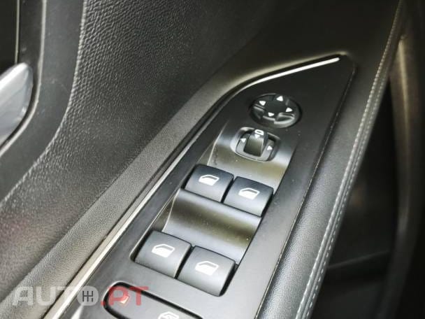Peugeot 5008 1.5 BlueHDi Allure Pack EAT8