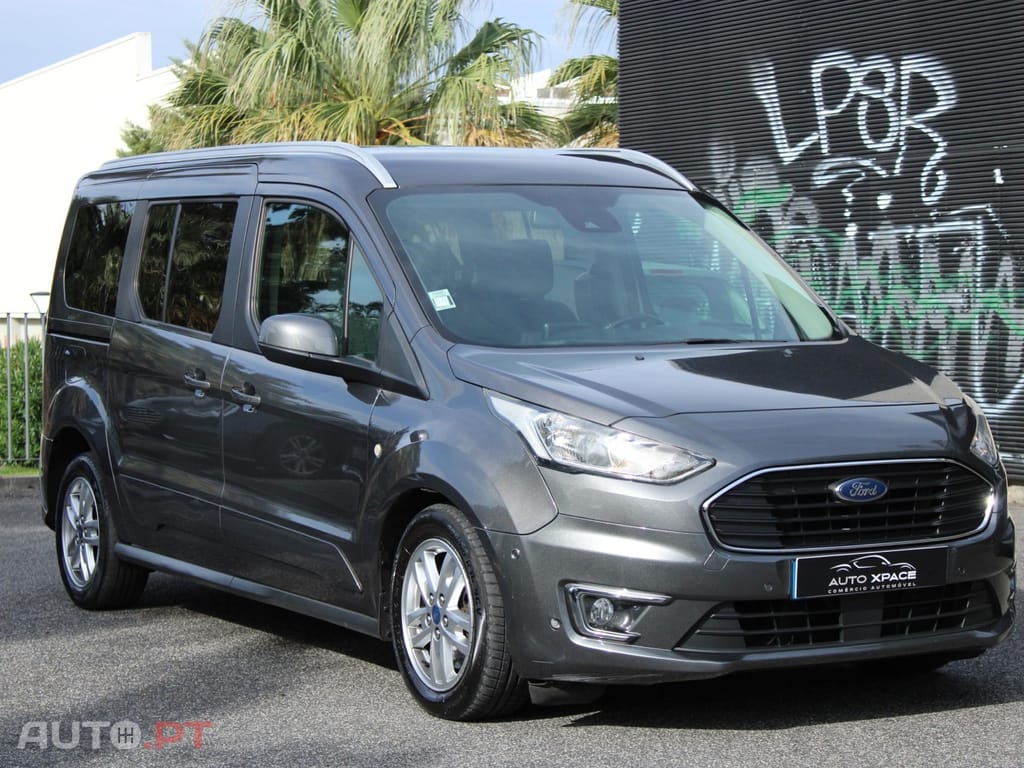 Ford Tourneo Grand 1.5 TDCi Titanium